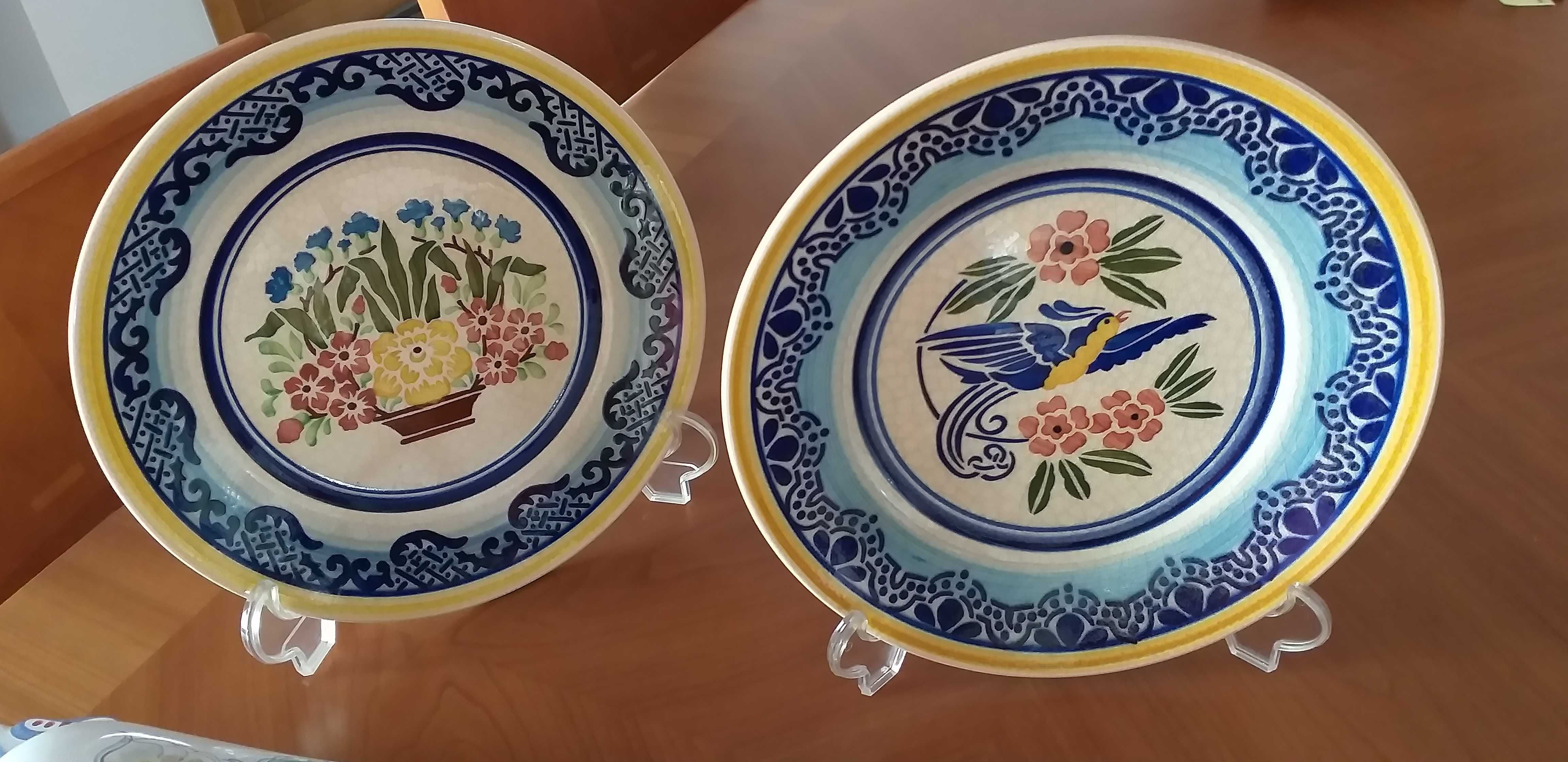 Loiça decorativa . Porcelana Formiga