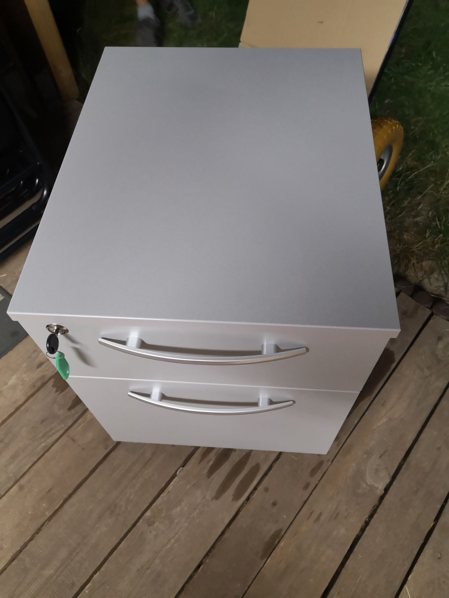 Kontenerek biurowy kolor jasny szary ikea