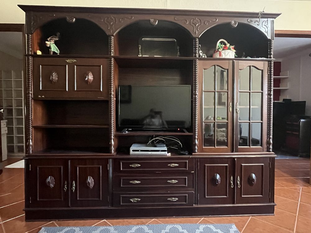 Móvel de sala antigo