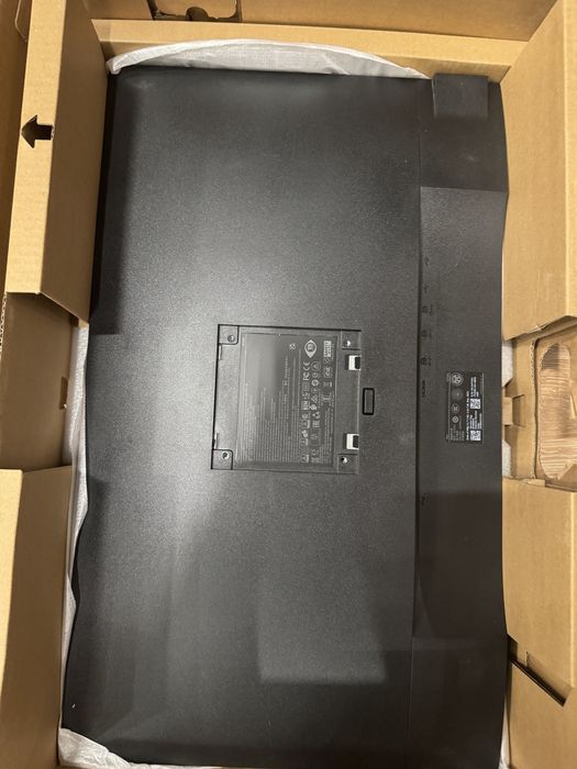 монітор Dell P2720DC USB-C