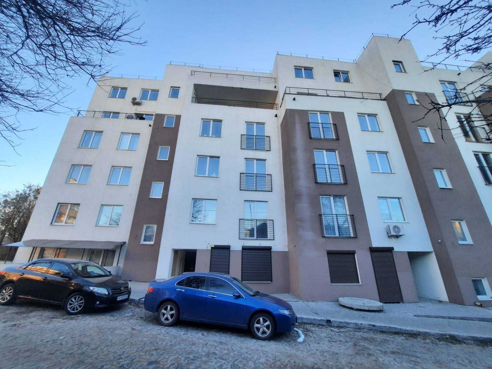 Продаж 2-кімнатної квартири, Майкопська 1а