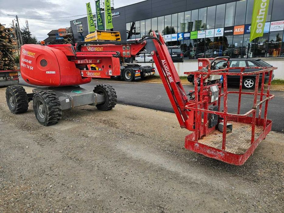 Vende-se plataforma articulada diesel 16m Haulotte HA16SPX