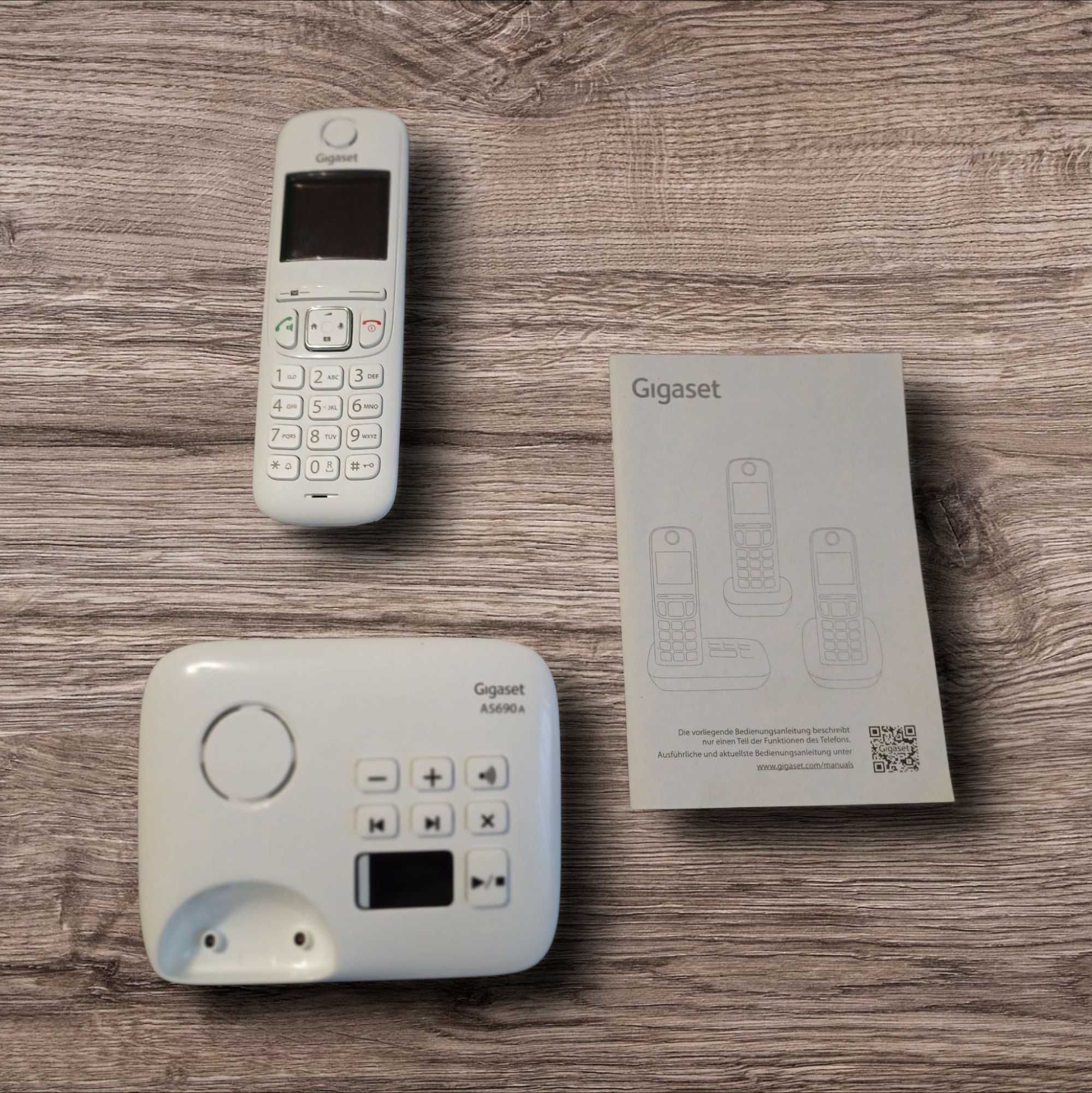 Telefon bezprzewodowy Gigaset AS690