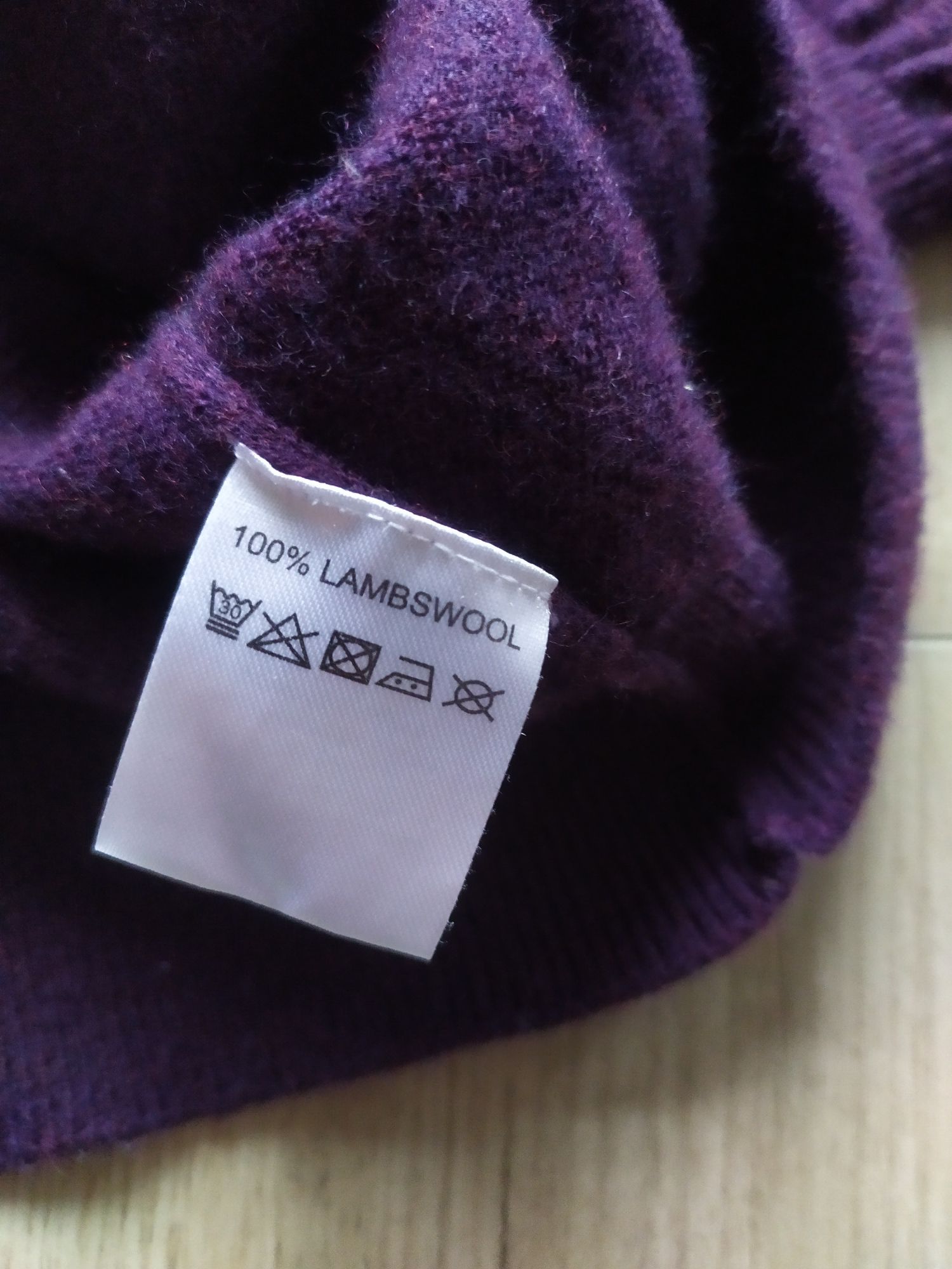 Sweter wełniany 100% wełna wool Howick rozmiar M