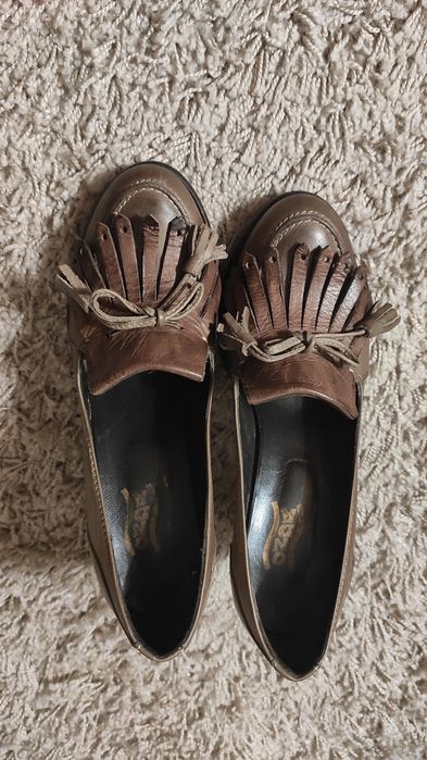 Sapatos Mocassins de salto pele genuína NR. 39