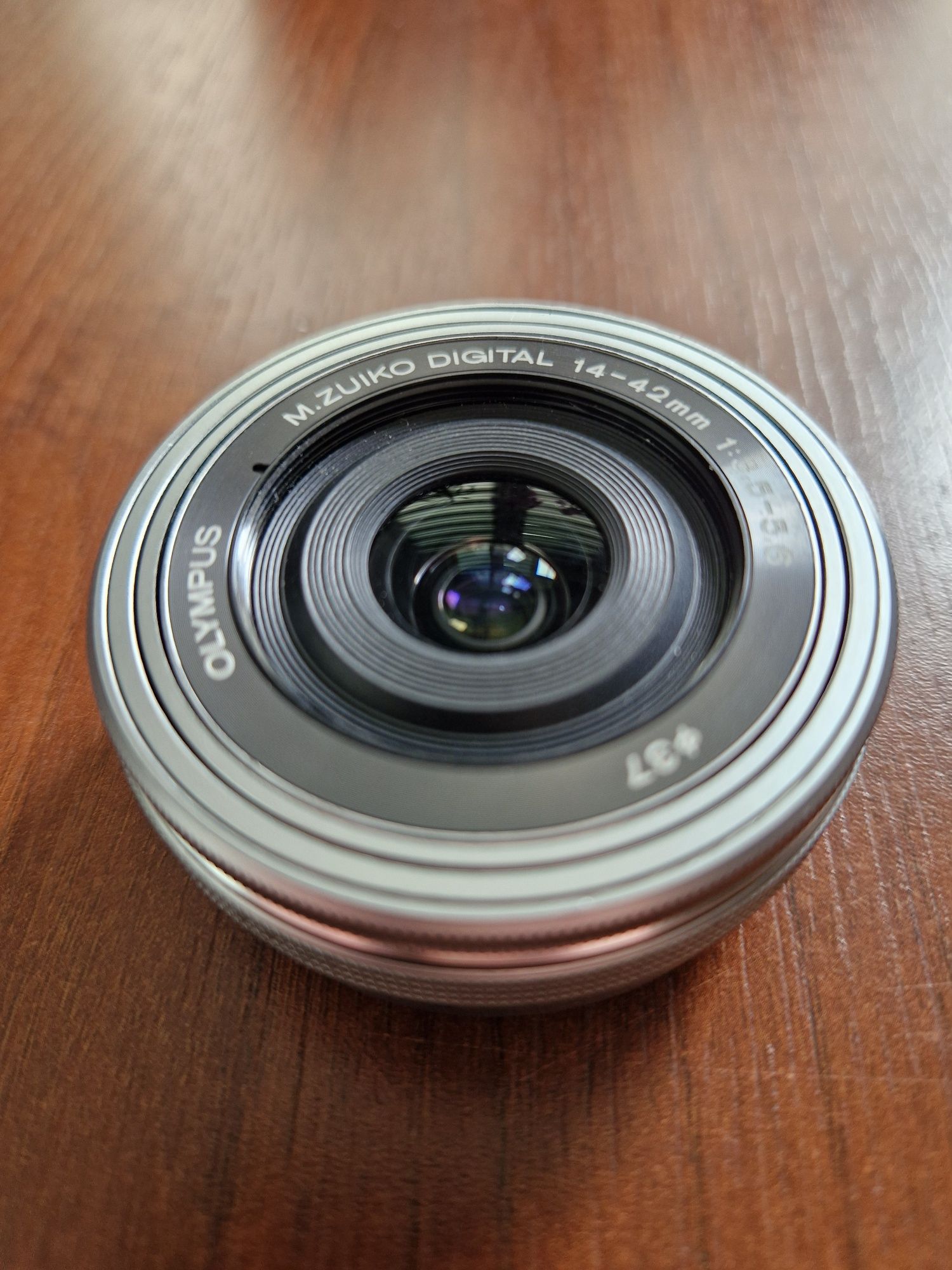 Olympus e-m10 mark IV SUPER ZESTAW
