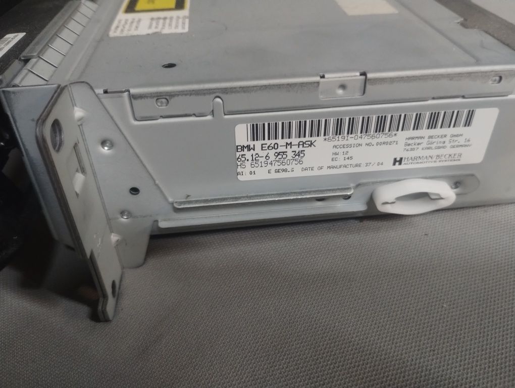 BMW E60 E61 e63 radio czytnik