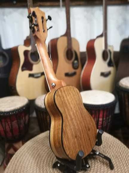 ukulele sopranowe SEGOVIA Walnut 21 sopran 21S muzyczniak