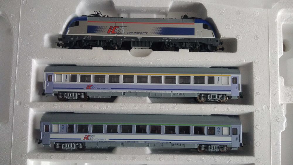 Tabor PKP Intercity PIKO H0 (cyfrowy)