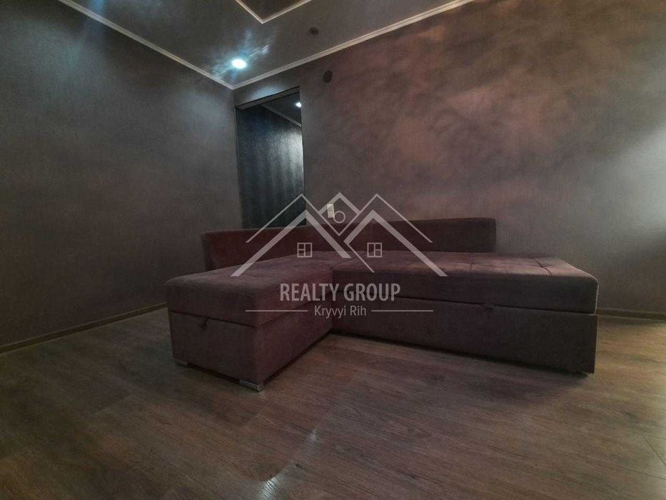 Продаж укомплеткованої  3к квартири (поруч парк)