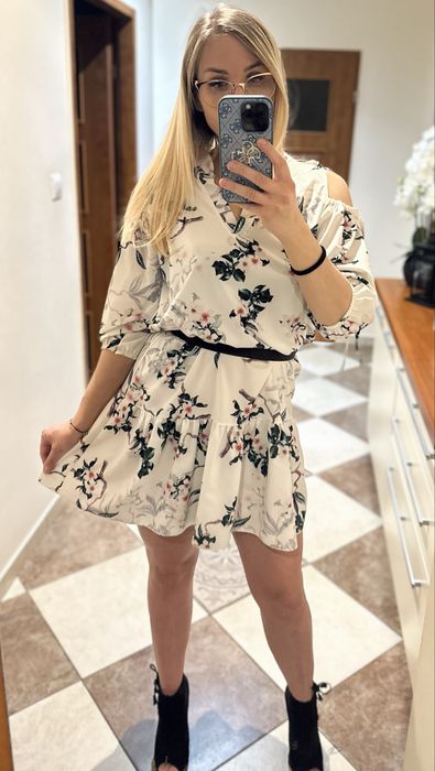 Sukienka oversize kwiaty
