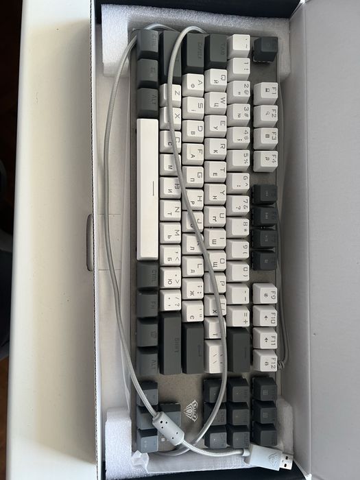 Клавиатура aula