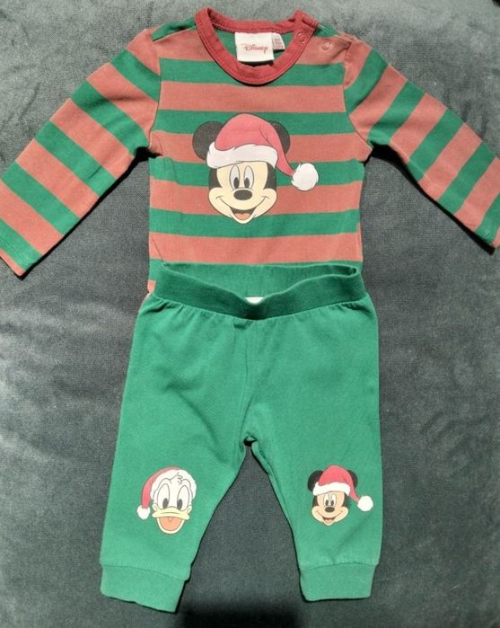 Одяг Комплект в пологовий боді чоловічки  H&M So cute Disney

чоловічк