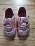 Buty kapcie rozmiar 24