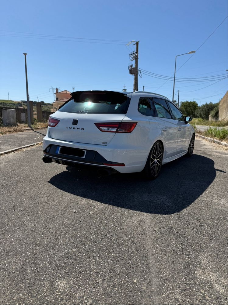 Seat leon cupra st 290 performance