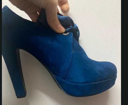 Sapato elegante em pele