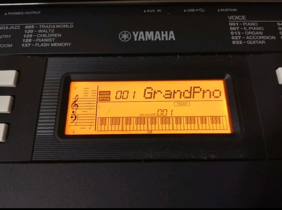 Синтезатор Yamaha PSR e 343