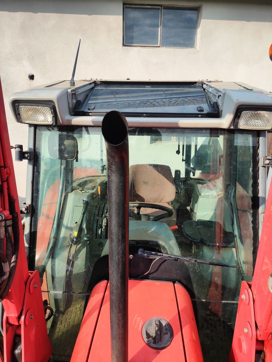 Ciągnik rolniczy Massey Ferguson 4245 rok 2000 z turem Case cs150