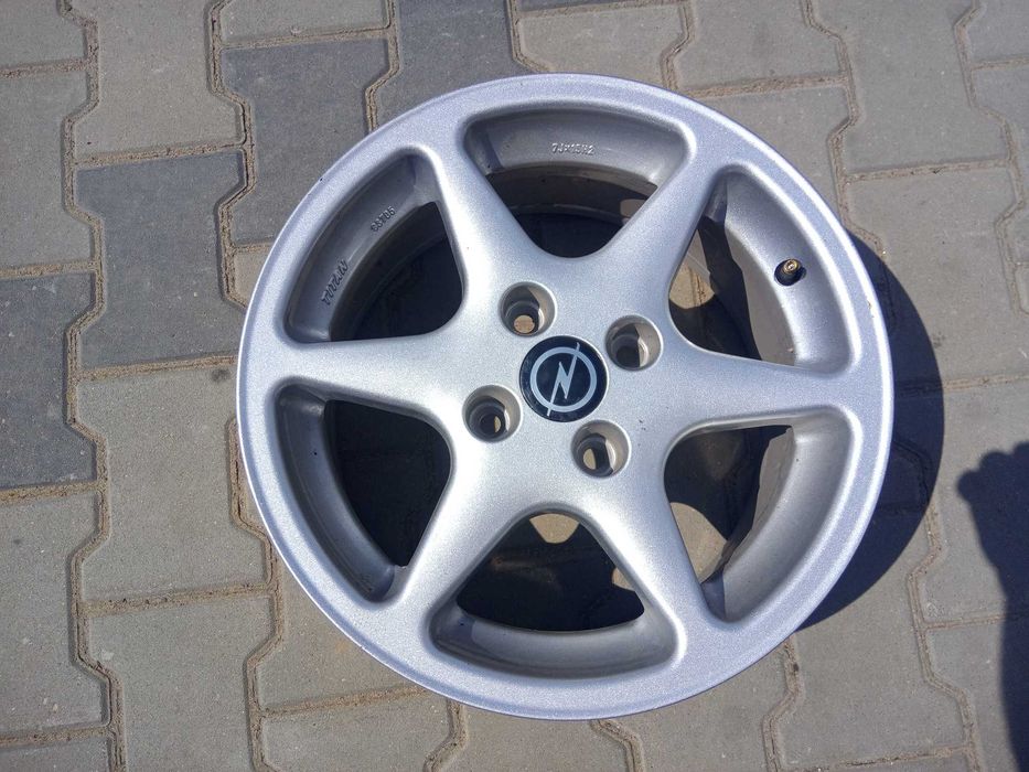 Alufelgi Opel F Corsa Astra 2020r 4 sruby R15 MT