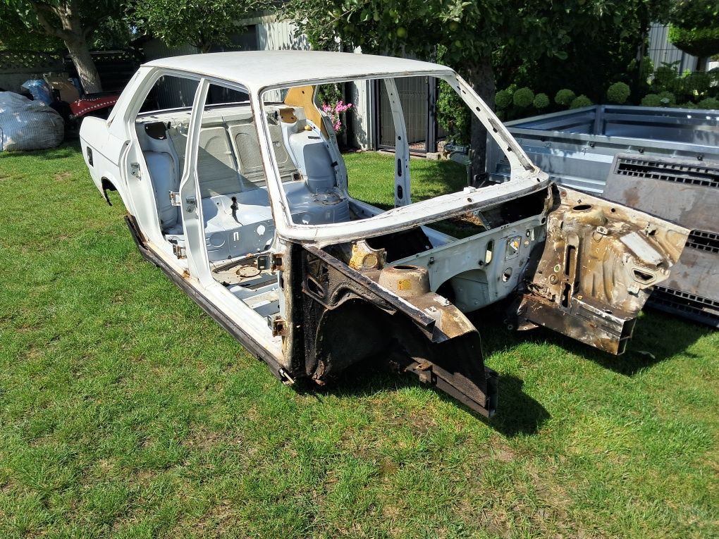 Karoseria E28 Bmw