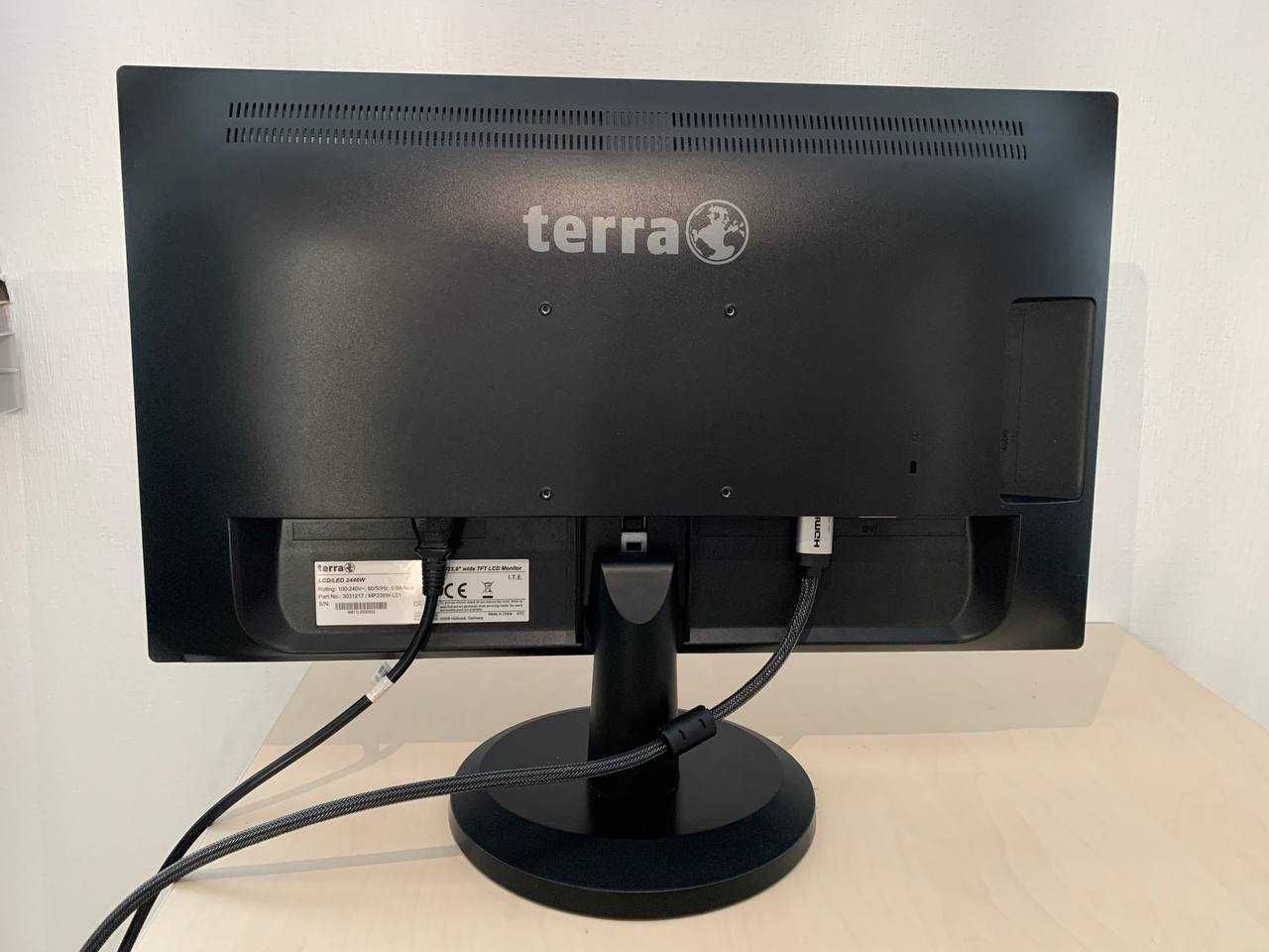 Продаються МОНІТОРИ 24” TERRA, DVI + HDMI із вбудованими динаміками