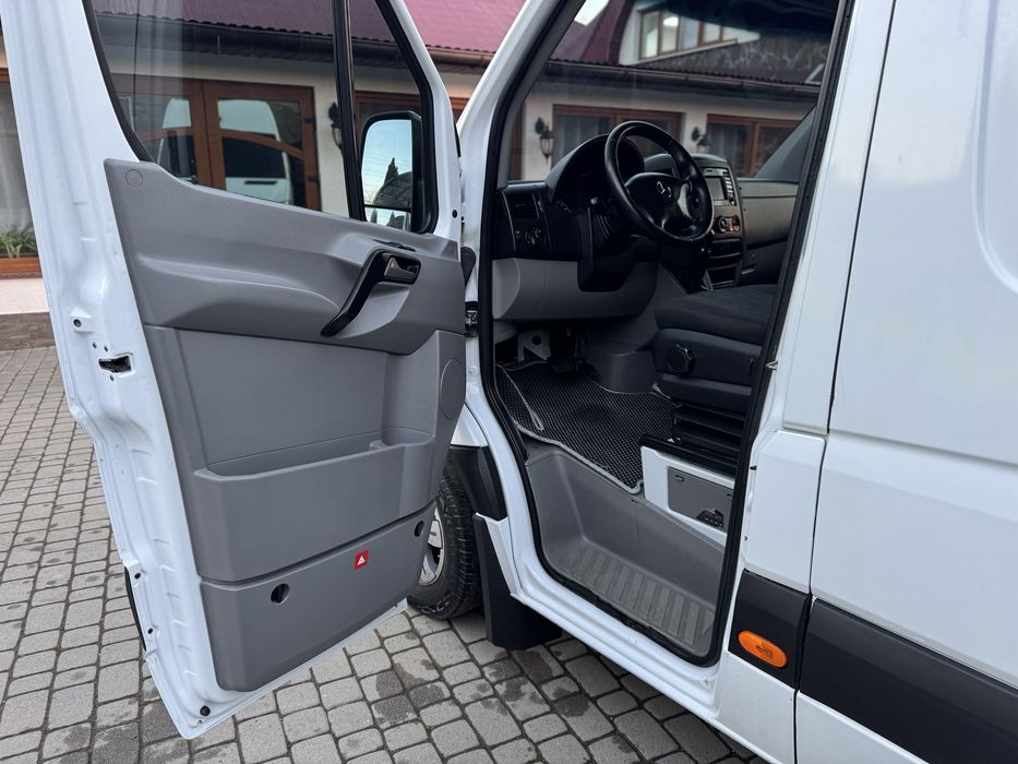 Mercedes-Benz Sprinter 316 CDI AUTOMAT Long 2015 року