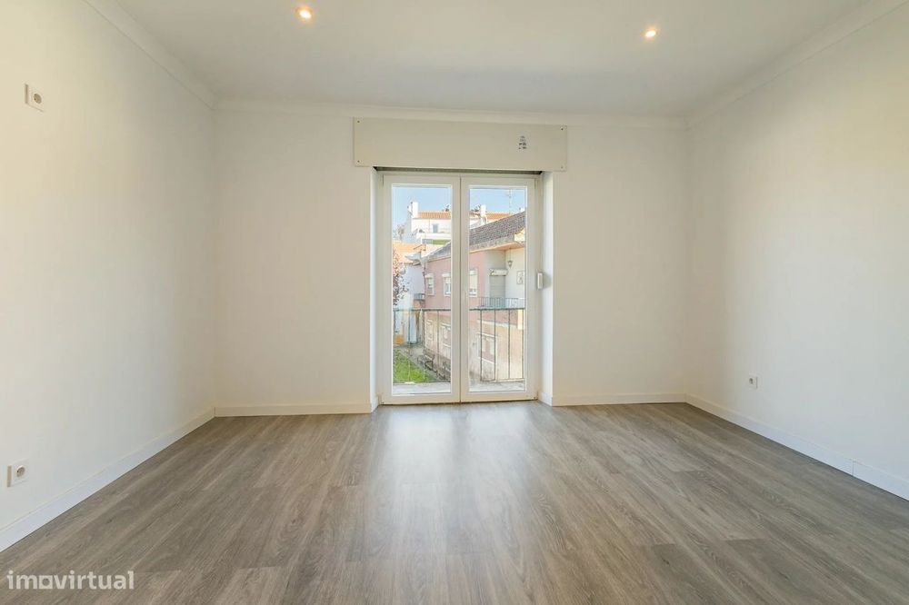 Apartamento T1 em Alhos Vedros
