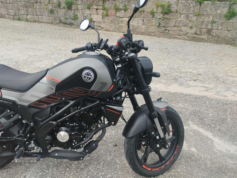 BENELLI Leoncino 125