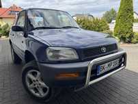 Toyota RAV4 4/4 NAPED 2,0 Benz 129Km Alus BEZWYPADKOWY Niemcy