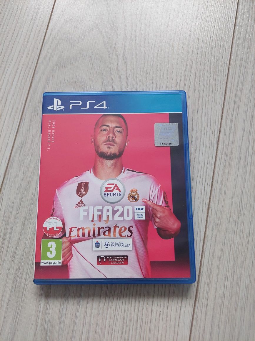 Fifa 20 , ps 4 polecam