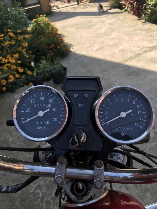 Продаю запчастини мото дельта альфа сабур мустанг 110