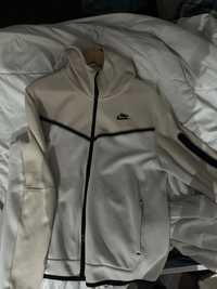 Nike tech fleece M