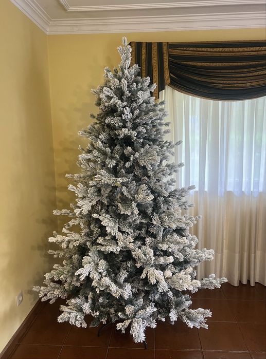 Árvore de Natal Super Nevada 2.10cm