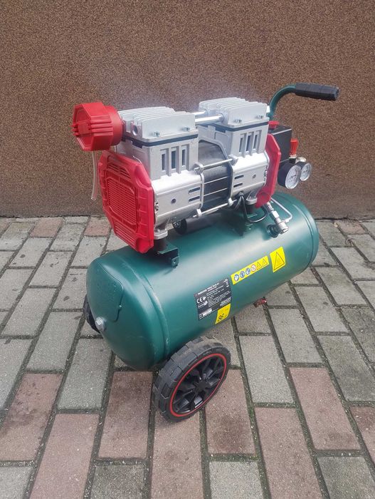 Kompresor 24 l 10 barów bardzo cihy 2 tłokowy PARKSIDE PASKO 2410 A1