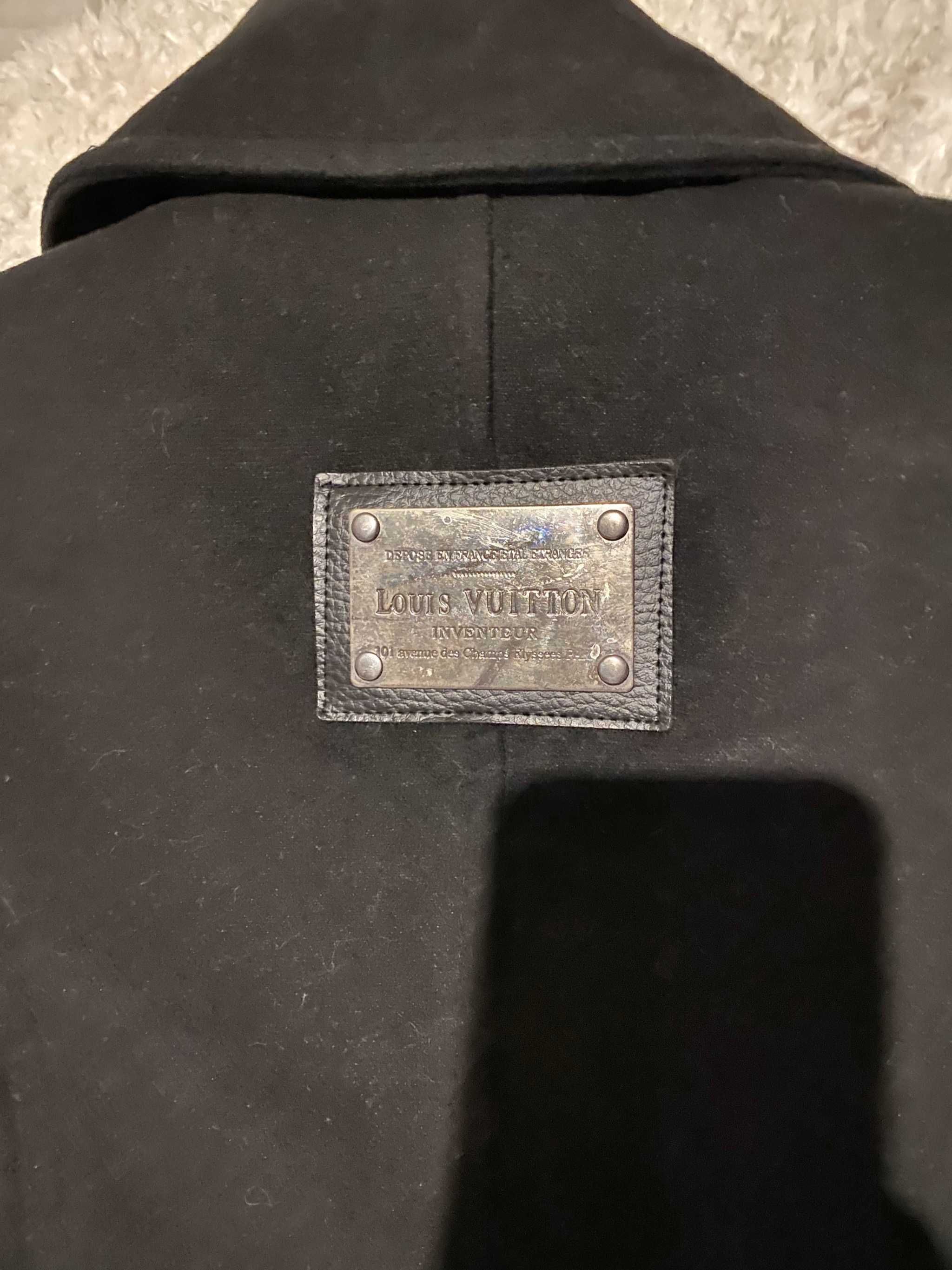 Черное классическое пальто Louis Vuitton/бежевое пальто/куртка лаковая
