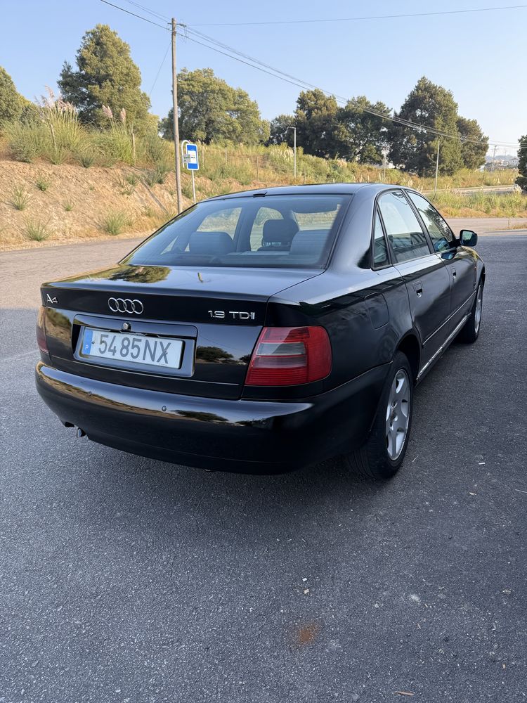 Audi a4 1.9 tdi AFN 110cv 290 000kms Impecável