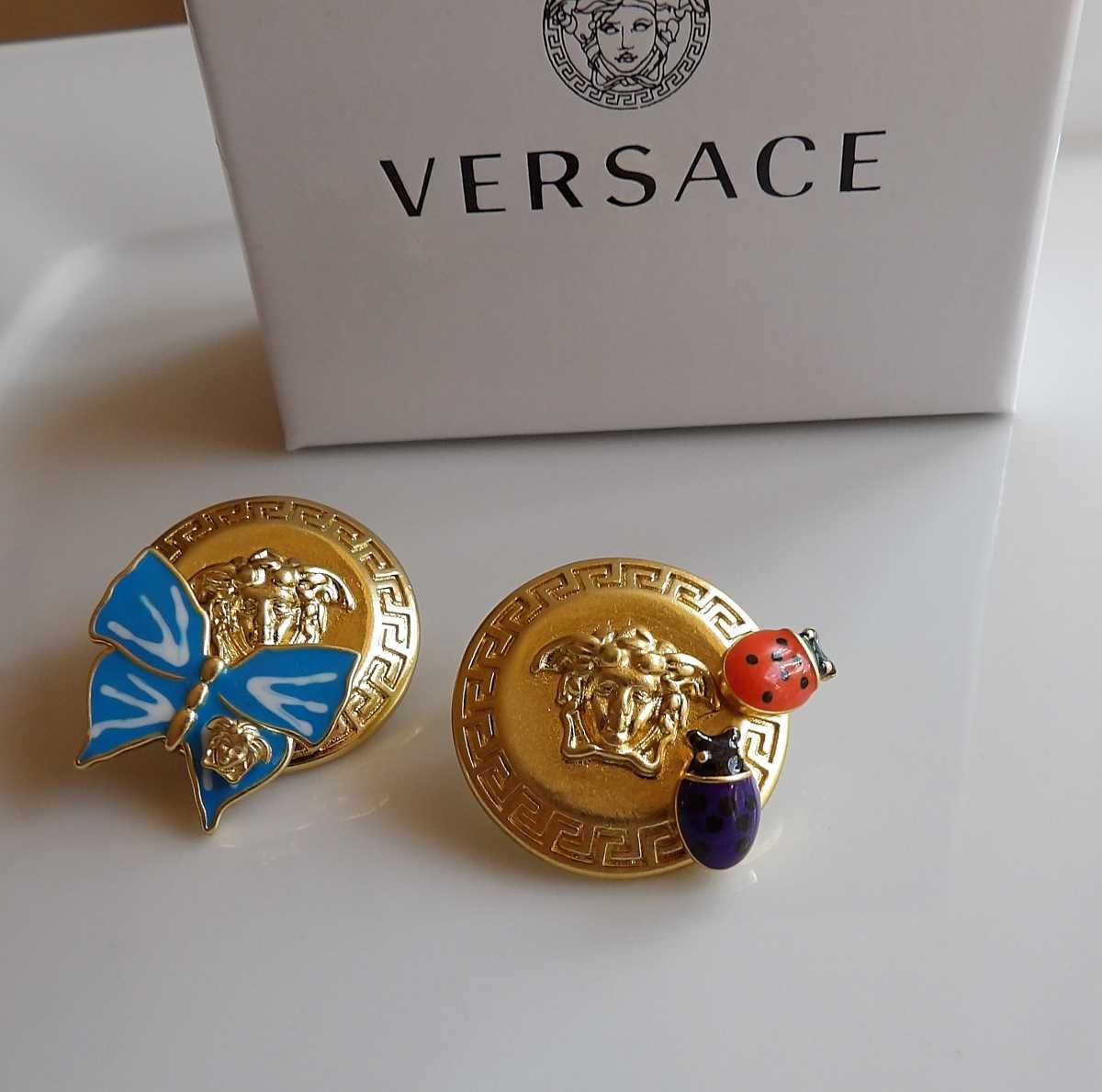 Versace Dua Lipa kolczyki mosiężne motyle, biedronki