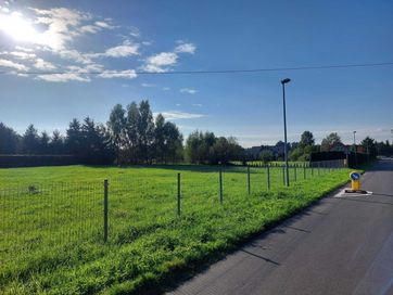 Centralnie położona działka budowlana w Rąbieniu