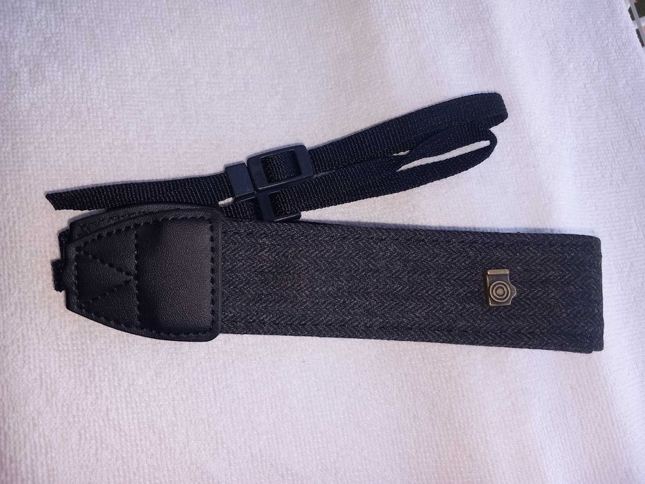 Fita - Alça - Correia para câmara Nova