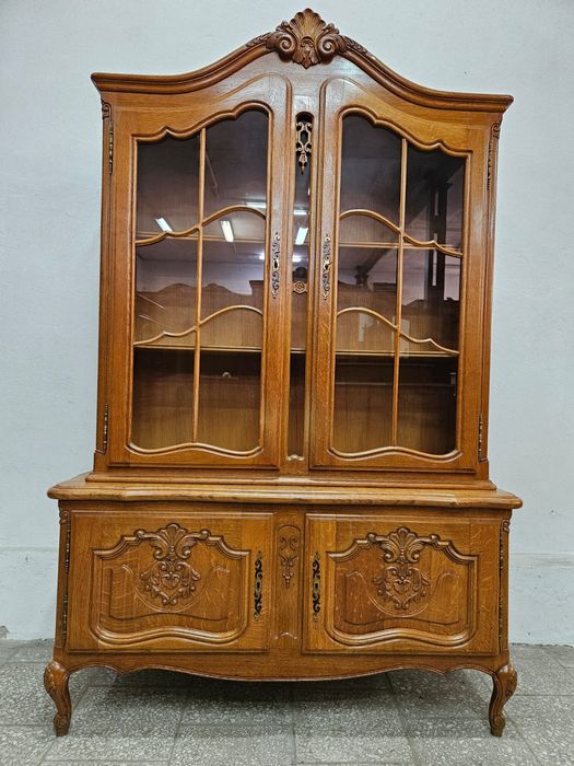 Ładna francuska witryna Ludwikowska /