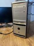 Monitor DELL + Komputer, gratis klawiatura