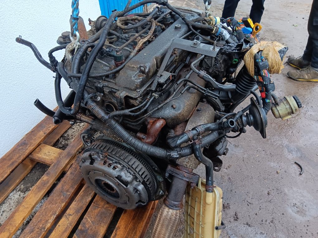 Kia sorento Hyundai H1 silnik 2.5 CRDi D4CB kompletny z osprzętem KPL