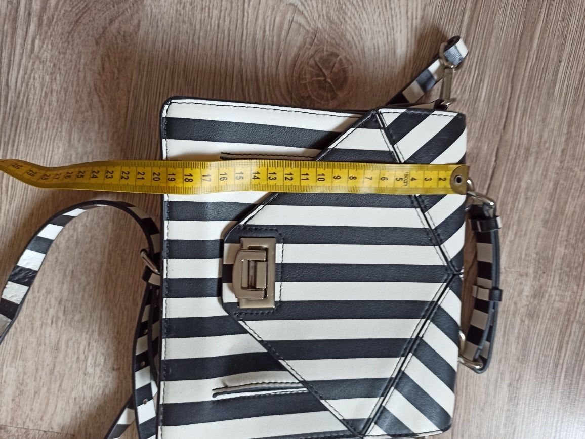 Torebka zara paski zebra crossbody