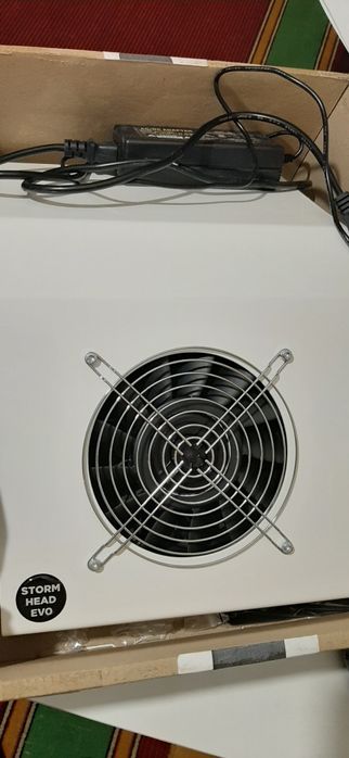 Вытяжка для маникюра