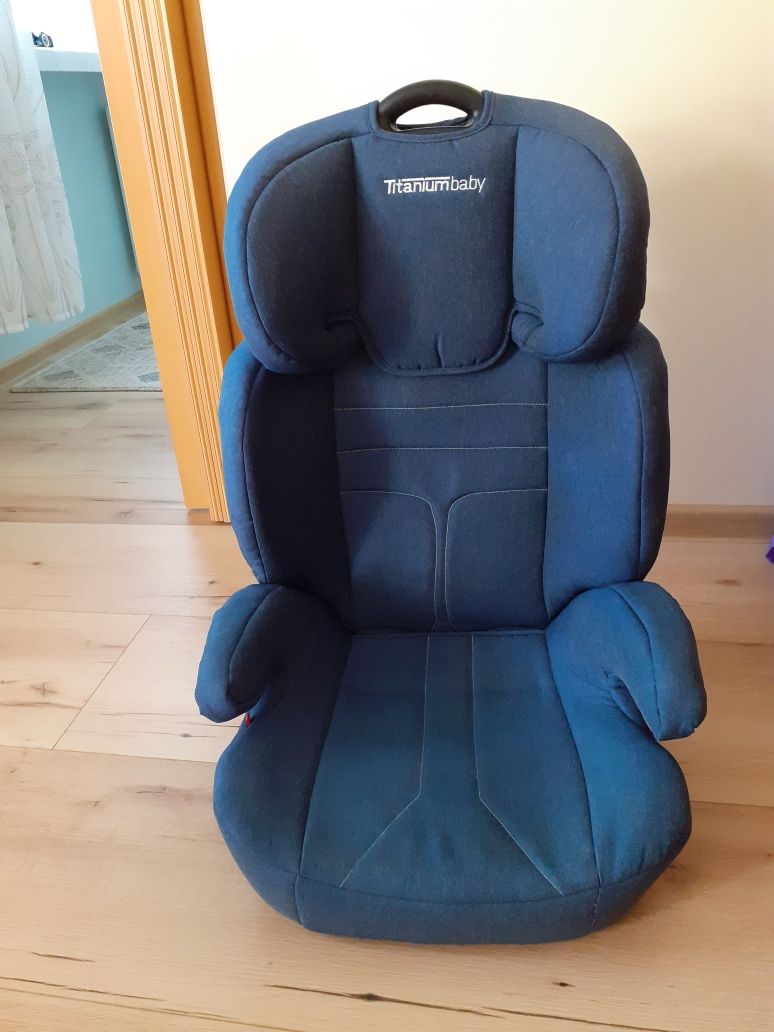 Fotelik samochodowy 2 w 1 z isofix. Od 15 do 36 kg. Stan idealny.