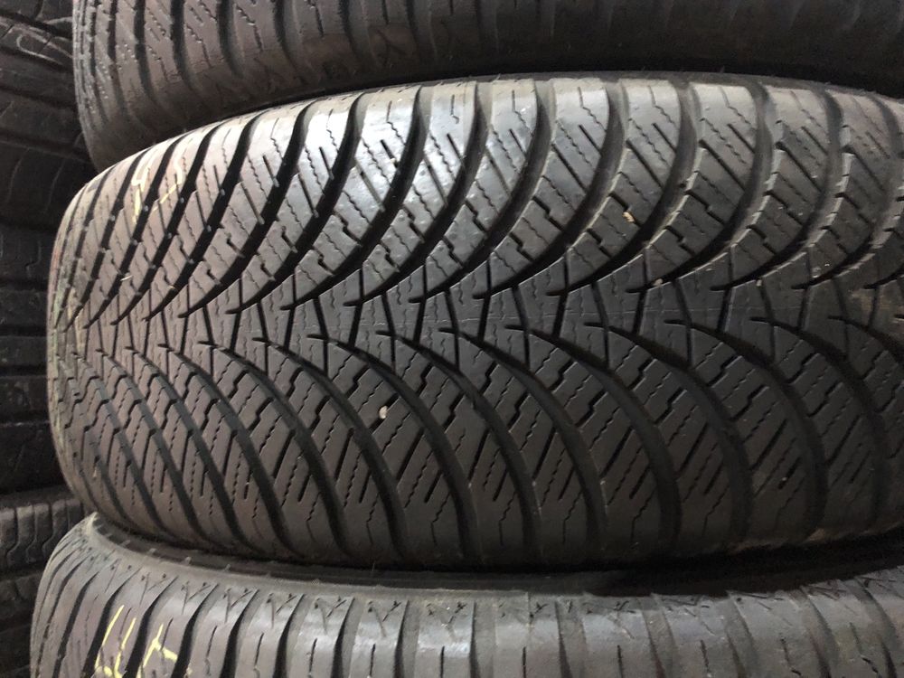 Шины б/у  всесезонні 215/60 16 Falken