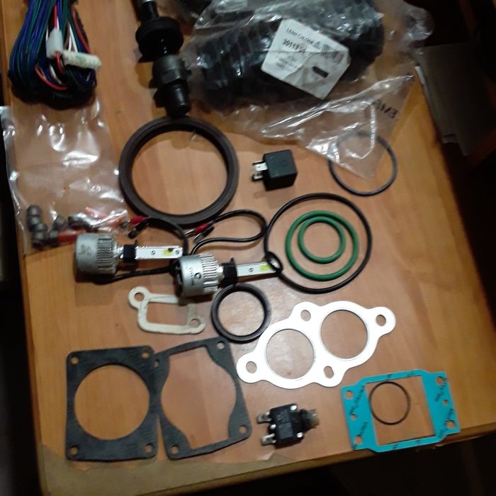 Продам рульову тягу на BMW e30