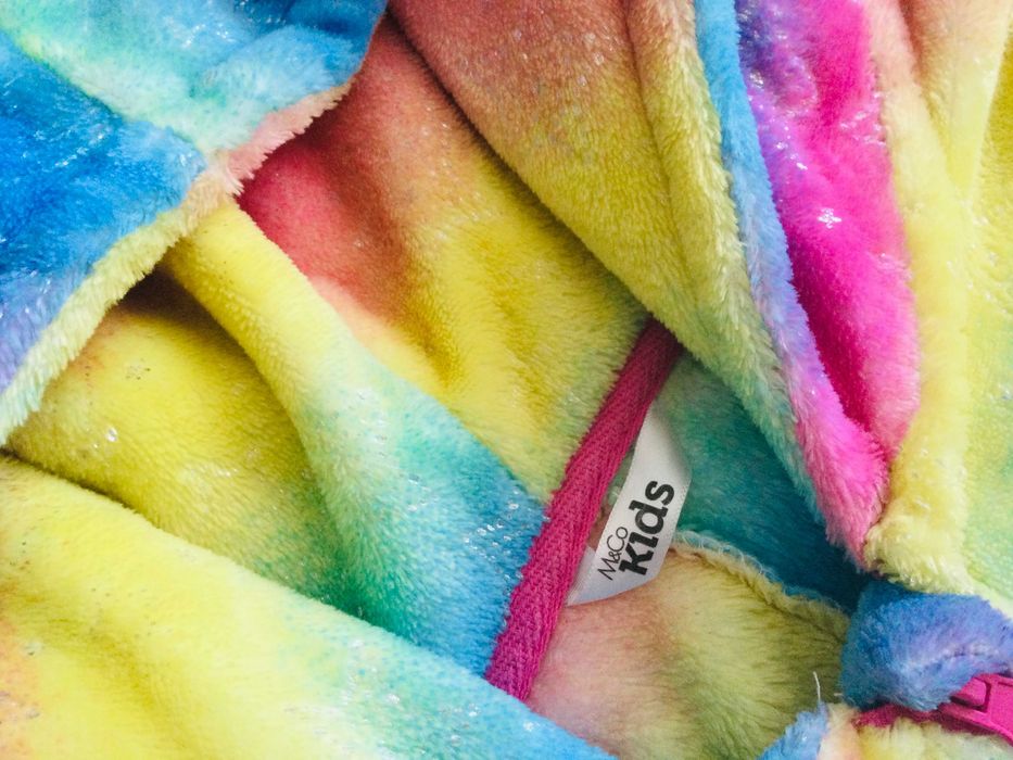 11-12 рок. 152 зріст M&Co Флісовий кігурумі Райдужний і з Сердечками