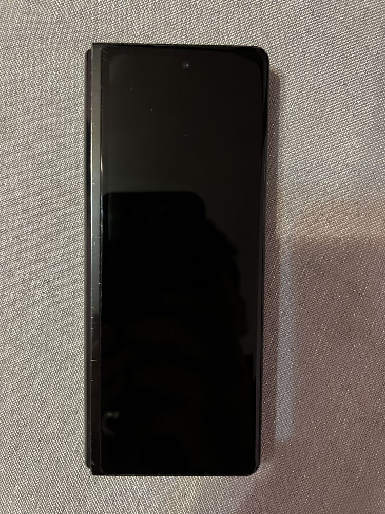 Samsung galaxy Z Fold 2