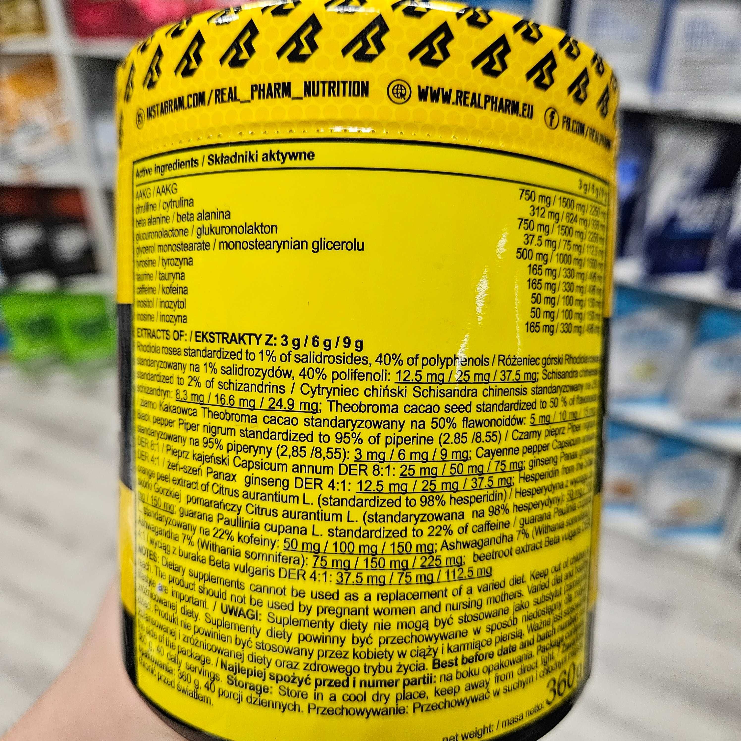 Pzedtreningówka Real Pharm Unreal 360g smak czarna porzeczka - cytryna